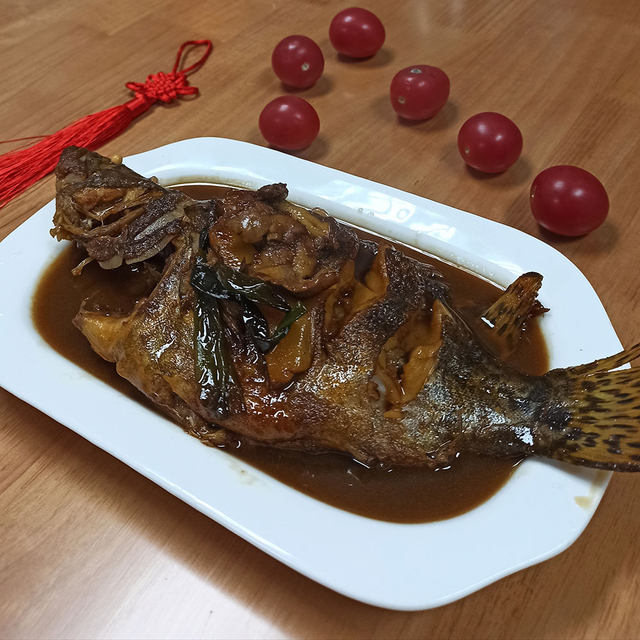 ���չ���